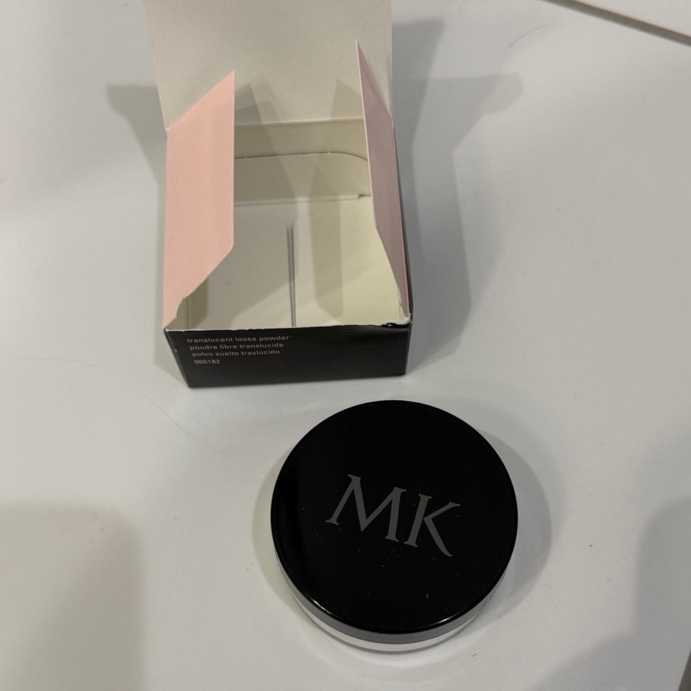 MK translucent loose powder NEW IN BOX